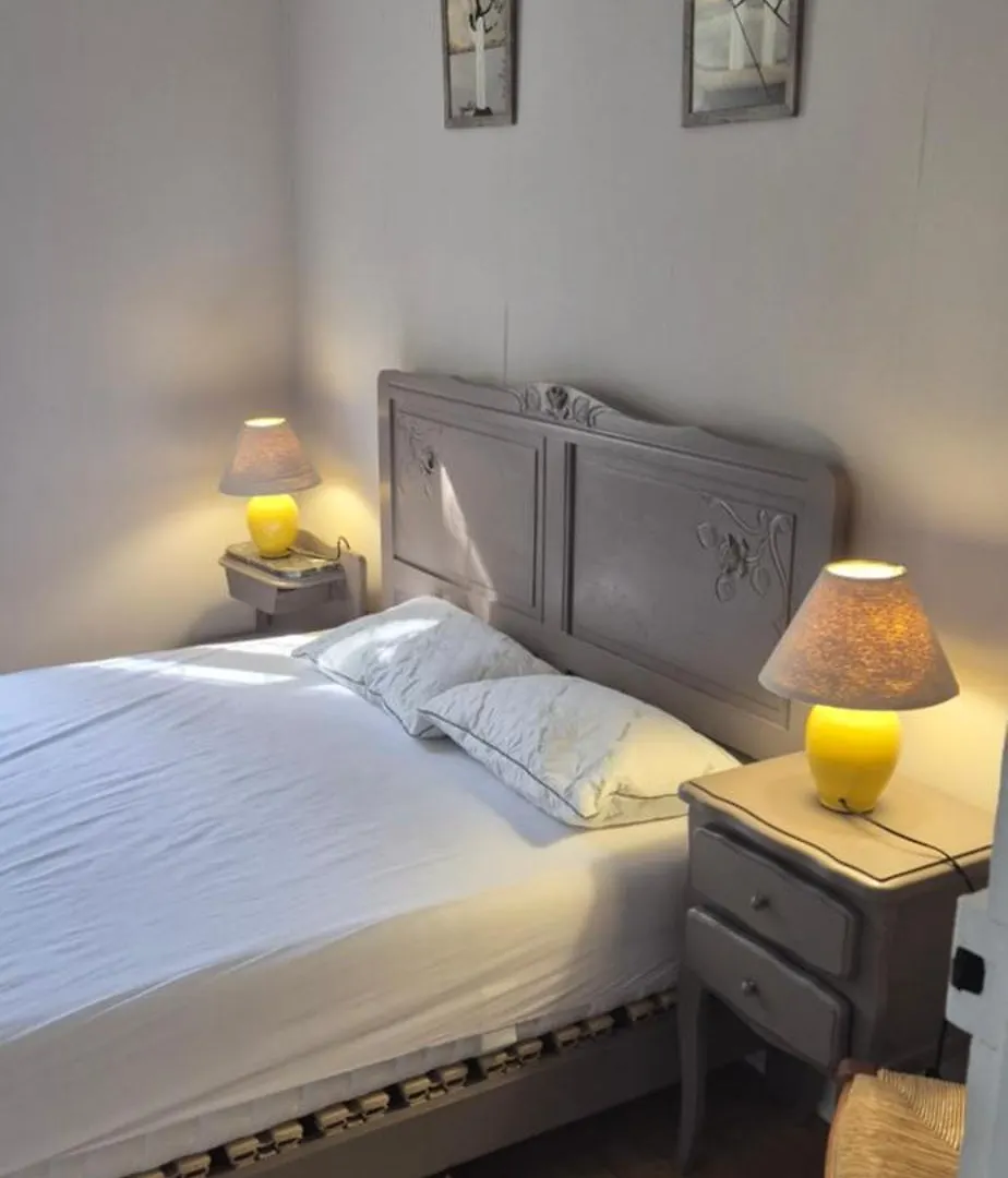Holiday home Maison D'Hote, Gite, La Maisonnette Vic-sur-Cere France